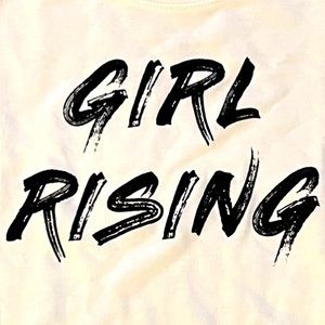 Girl Rising crop T-shirt in cotton/polyester and 100% girl